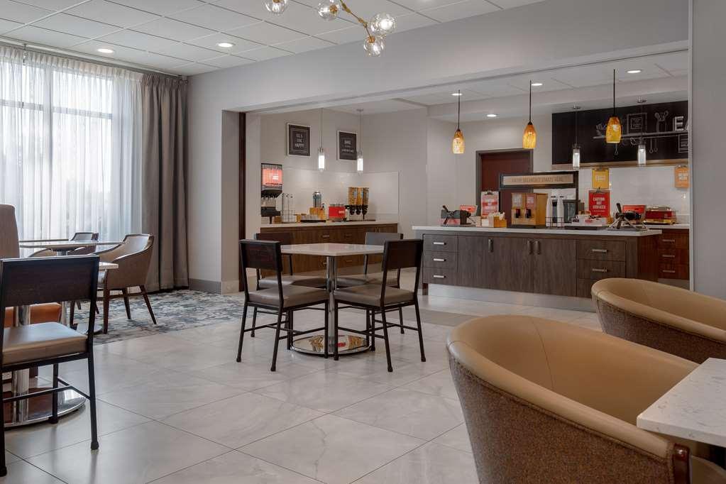 Hampton Inn By Hilton Brampton - Toronto Restoran fotoğraf